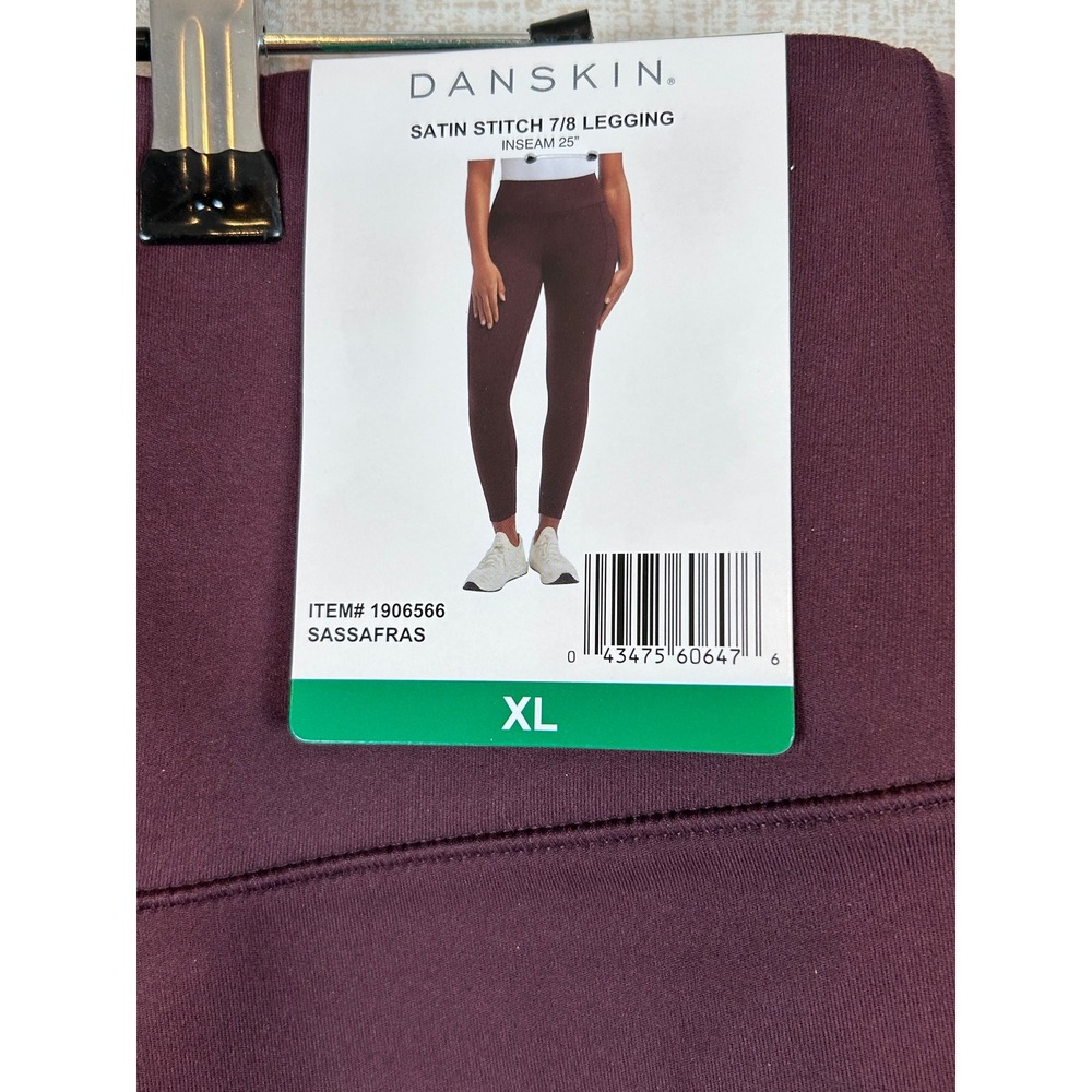 NWT Danskin Women XL Satin Stitch 7/8 Legging Sassafras Burgundy Athleisure Yoga
